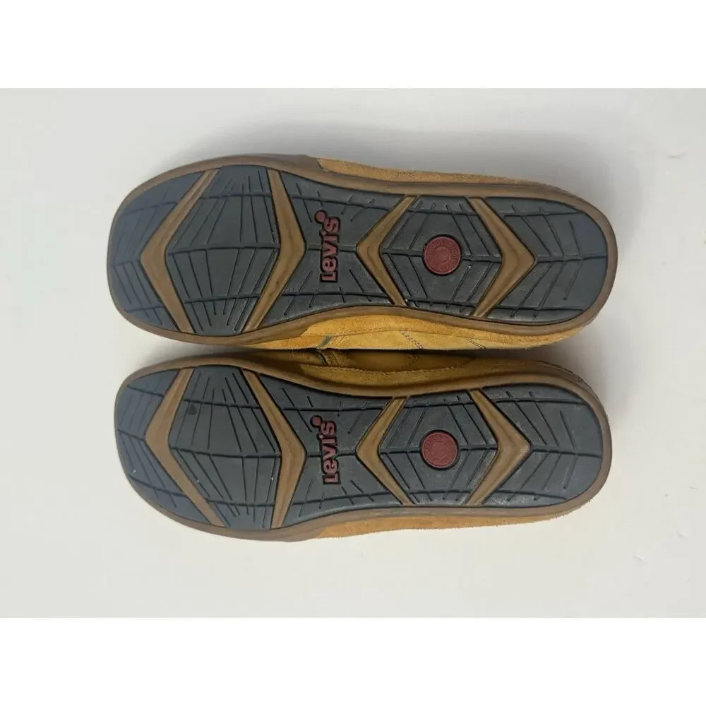 Levi’s men’s suede